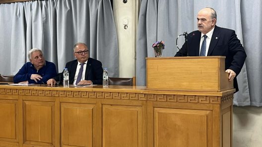 Πάτρα: Τα συμπεράσματα διευρυμένης σύσκεψης στην ΟΕΒΕΣΝΑ για τις Μικρομεσαίες Επιχειρήσεις ΦΩΤΟ