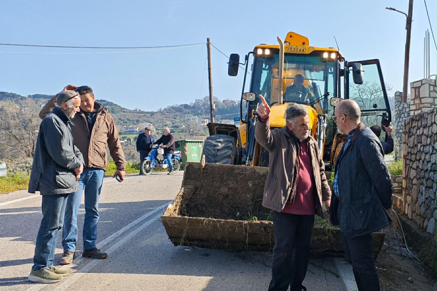 Άνω Καστρίτσι: Στην κυκλοφορία ο δρόμος προς Μαγούλα μετά από κατολίσθηση ΦΩΤΟ