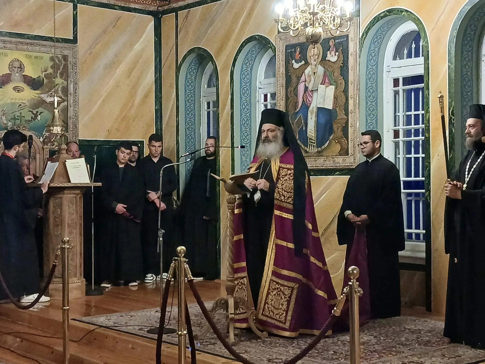 Κατανυκτικός Εσπερινός στην Ιερά Μητρόπολη Καλαβρύτων και Αιγιαλείας ΦΩΤΟ 33 Κατανυκτικός Εσπερινός στην Ιερά Μητρόπολη Καλαβρύτων και Αιγιαλείας ΦΩΤΟ