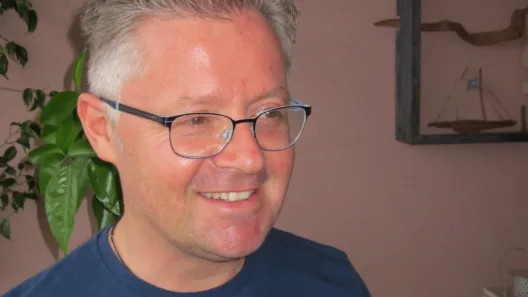 «Ο λαός πρέπει να μαζέψει αυτό το μοιραίο για τη χώρα άτομο»