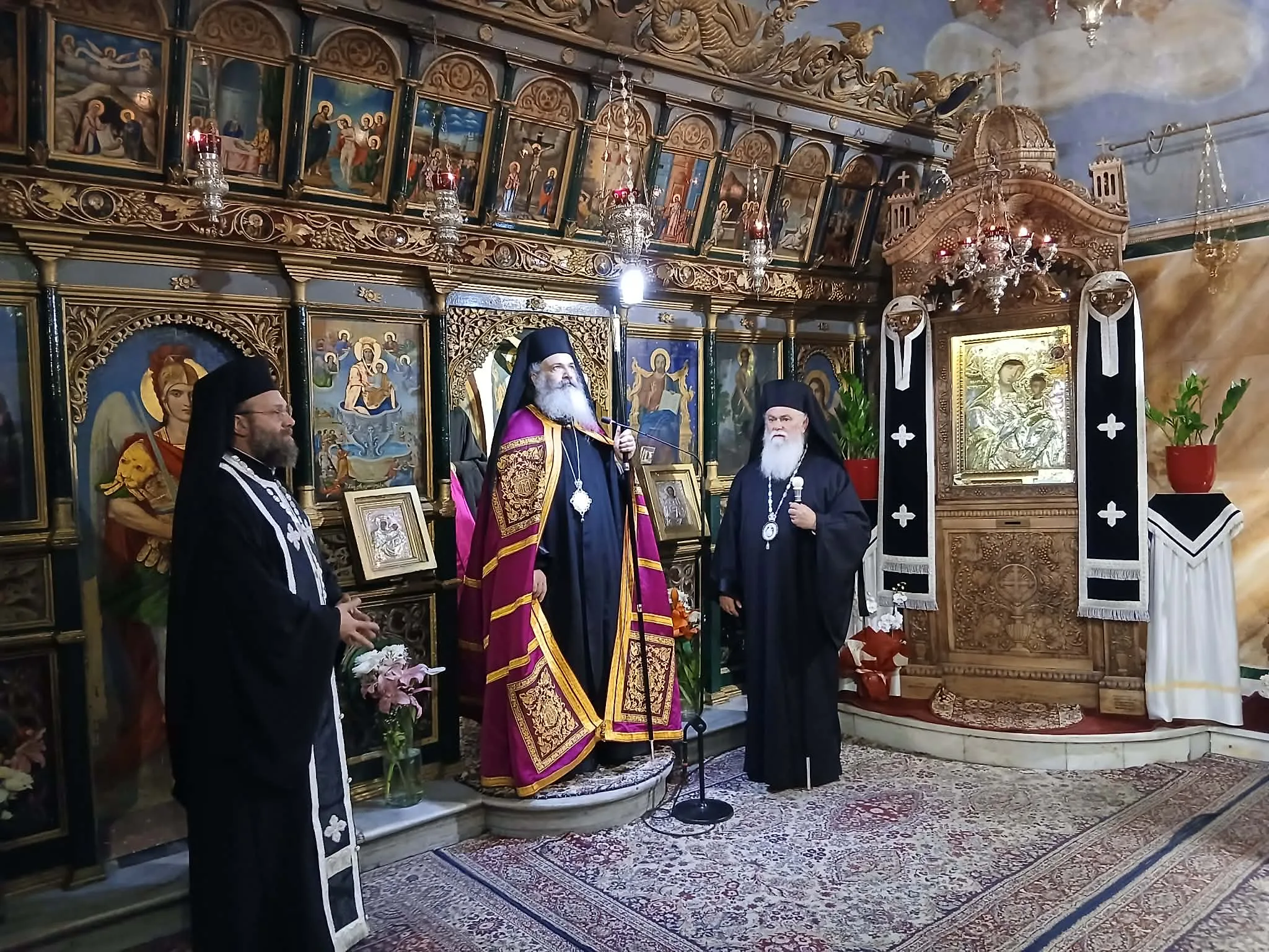 Κατανυκτικός Εσπερινός στην Ιερά Μητρόπολη Καλαβρύτων και Αιγιαλείας ΦΩΤΟ 34 Κατανυκτικός Εσπερινός στην Ιερά Μητρόπολη Καλαβρύτων και Αιγιαλείας ΦΩΤΟ