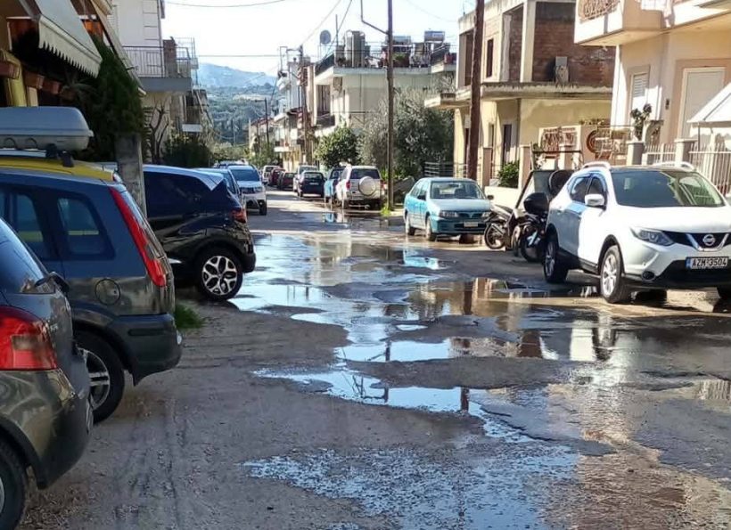 Δεμένικα: Εσπασαν οι σωλήνες σε «σάπιο» Δίκτυο Υδρευσης, ανάστατοι οι κάτοικοι ΦΩΤΟ