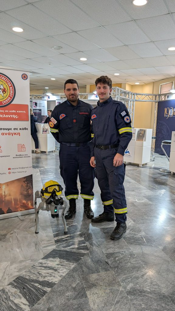 Οι εθελοντές Πυροσβέστες Αχαΐας στην Έκθεση Patras IQ ΦΩΤΟ