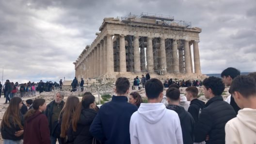 Εκπαιδευτική επίσκεψη του Αρσακείου Λυκείου Πάτρας στην Ακρόπολη και το Μουσείο της ΦΩΤΟ