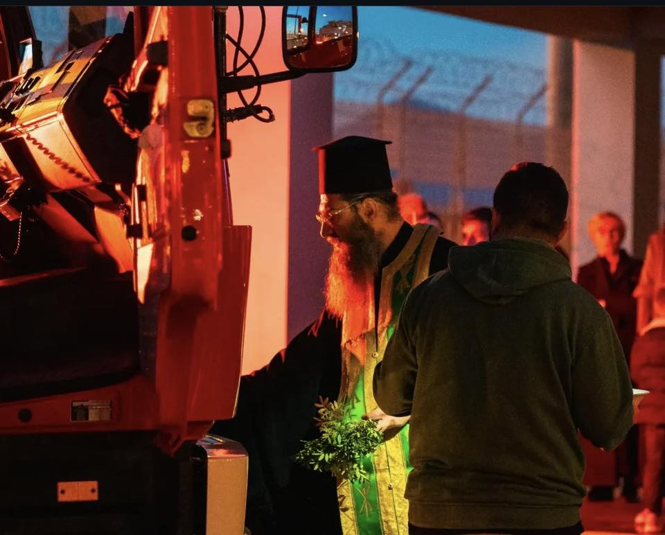 Πάτρα: Νέο πυροσβεστικό όχημα στην διάθεση των Εθελοντών Πυροσβεστών Αχαΐας ΦΩΤΟ