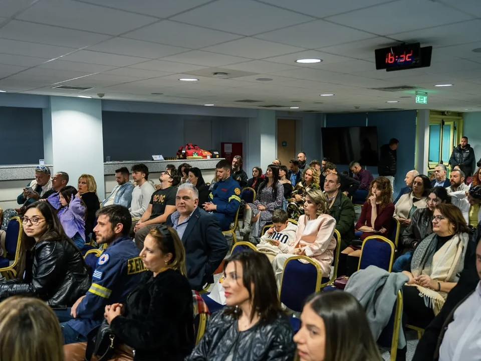 Πάτρα: Νέο πυροσβεστικό όχημα στην διάθεση των Εθελοντών Πυροσβεστών Αχαΐας ΦΩΤΟ