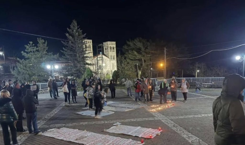 Καλάβρυτα: Τίμησαν το «δικό» τους θύμα στα Τέμπη, Αναστασία Παπαγγελή ΦΩΤΟ