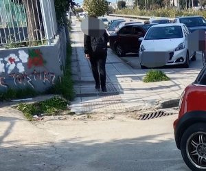 Πάτρα: Πεζοδρόμια και δρόμοι μετατρέπονται σε ατομικά πάρκινγκ ΦΩΤΟ