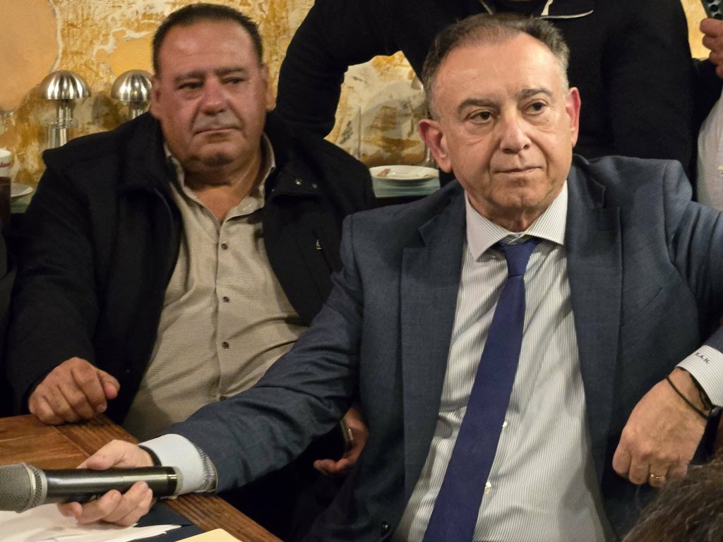 Κάτω Αχαΐα: Ο Υφυπουργός Αγροτικής Ανάπτυξης Χρ. Κέλλας με αγρότες και ΝΔ - «Η ύπαιθρος έχει μέλλον» ΒΙΝΤΕΟ - ΦΩΤΟ