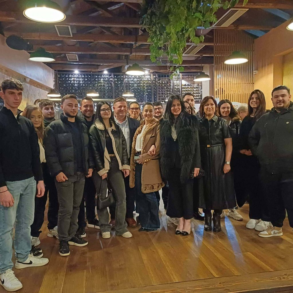 Κάτω Αχαΐα: Ο Υφυπουργός Αγροτικής Ανάπτυξης Χρ. Κέλλας με αγρότες και ΝΔ - «Η ύπαιθρος έχει μέλλον» ΒΙΝΤΕΟ - ΦΩΤΟ