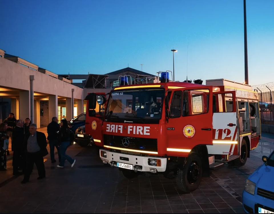 Πάτρα: Νέο πυροσβεστικό όχημα στην διάθεση των Εθελοντών Πυροσβεστών Αχαΐας ΦΩΤΟ