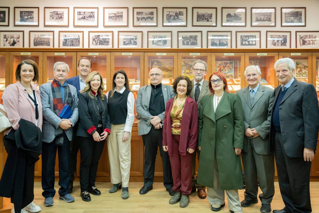 Ο Πρύτανης Χρ. Μπούρας στο Μουσείο του Πανεπιστημίου και άλλες δράσεις ΦΩΤΟ 26 Ο Πρύτανης Χρ. Μπούρας στο Μουσείο του Πανεπιστημίου και άλλες δράσεις ΦΩΤΟ