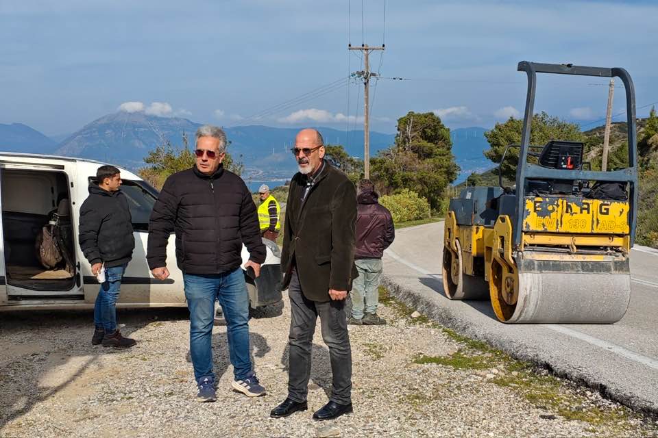 Ρίο: Ασφαλτόστρωση στον δρόμο Αργυρά - Σελλά - Πιτίτσα πριν την «Ανάβαση» ΦΩΤΟ