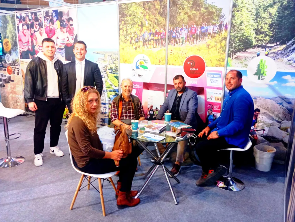 Ο Αντιπεριφερειάρχης Τουρισμού Π. Σακελλαρόπουλος δίπλα στους Επαγγελματίες της Αλυζίας ΦΩΤΟ