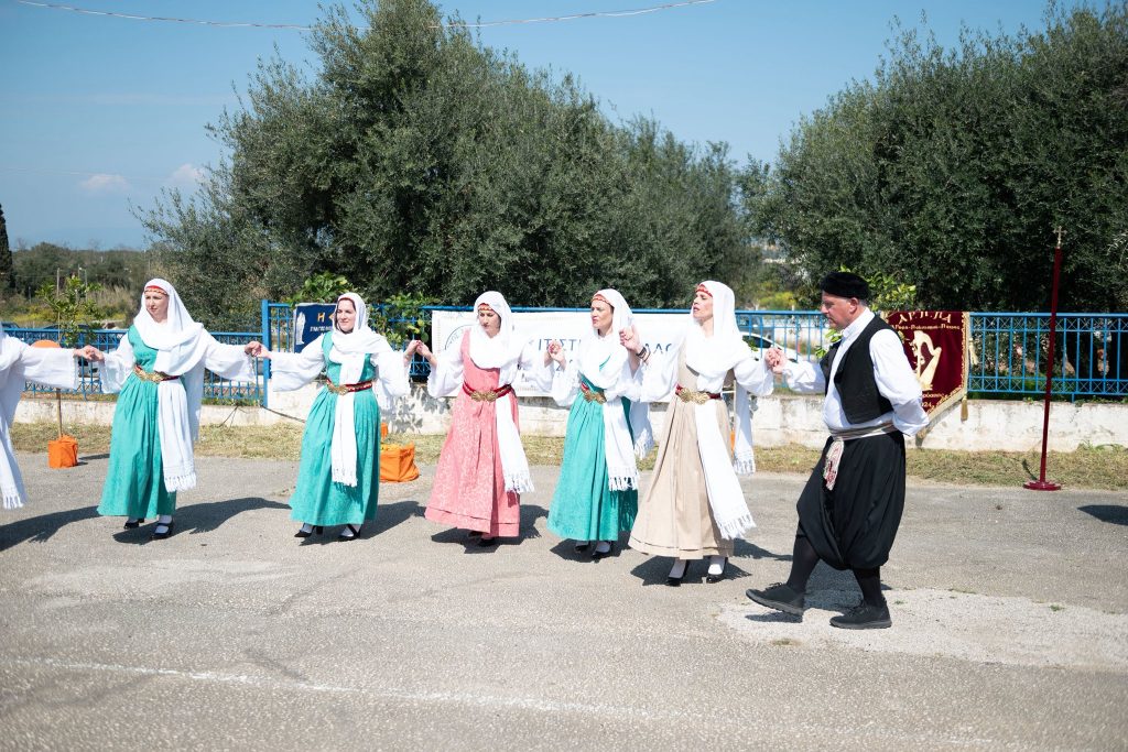 Οι Αρκάδες της Πάτρας στην Γιορτή Πορτοκαλιού Αλισσού ΦΩΤΟ 32 Οι Αρκάδες της Πάτρας στην Γιορτή Πορτοκαλιού Αλισσού ΦΩΤΟ