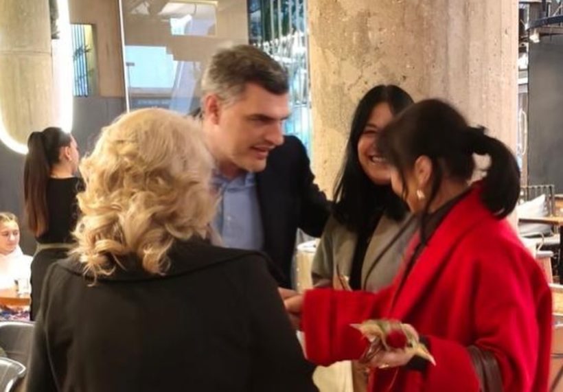 Πάτρα: Ο πολιτευτής ΝΔ Α.Τσώκος συζήτησε με γυναίκες - «Ισότητα στην πράξη κάθε μέρα» ΦΩΤΟ