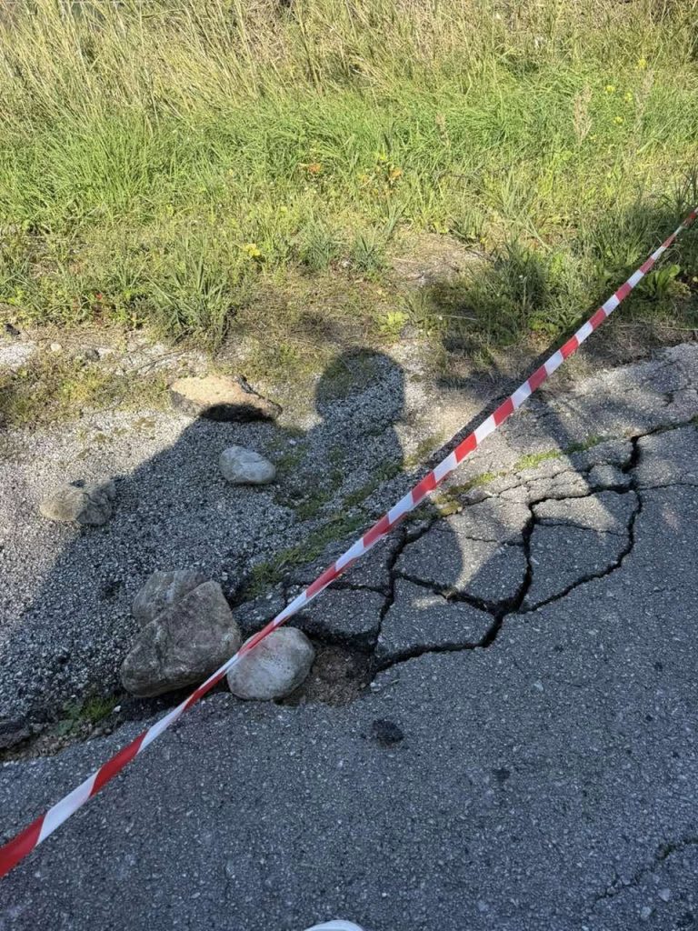 Αρόη Πάτρας: Οικογένεια κινδυνεύει από κατολισθήσεις ΦΩΤΟ