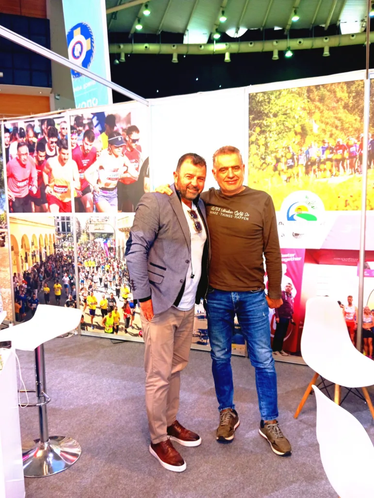 Ο Αντιπεριφερειάρχης Τουρισμού Π. Σακελλαρόπουλος δίπλα στους Επαγγελματίες της Αλυζίας ΦΩΤΟ