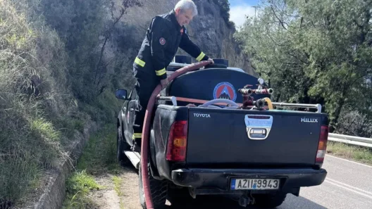 Ο «Αχαιός ΕΟΠΠ» στην κατάσβεση συμβάντων πυρκαγιάς ΦΩΤΟ