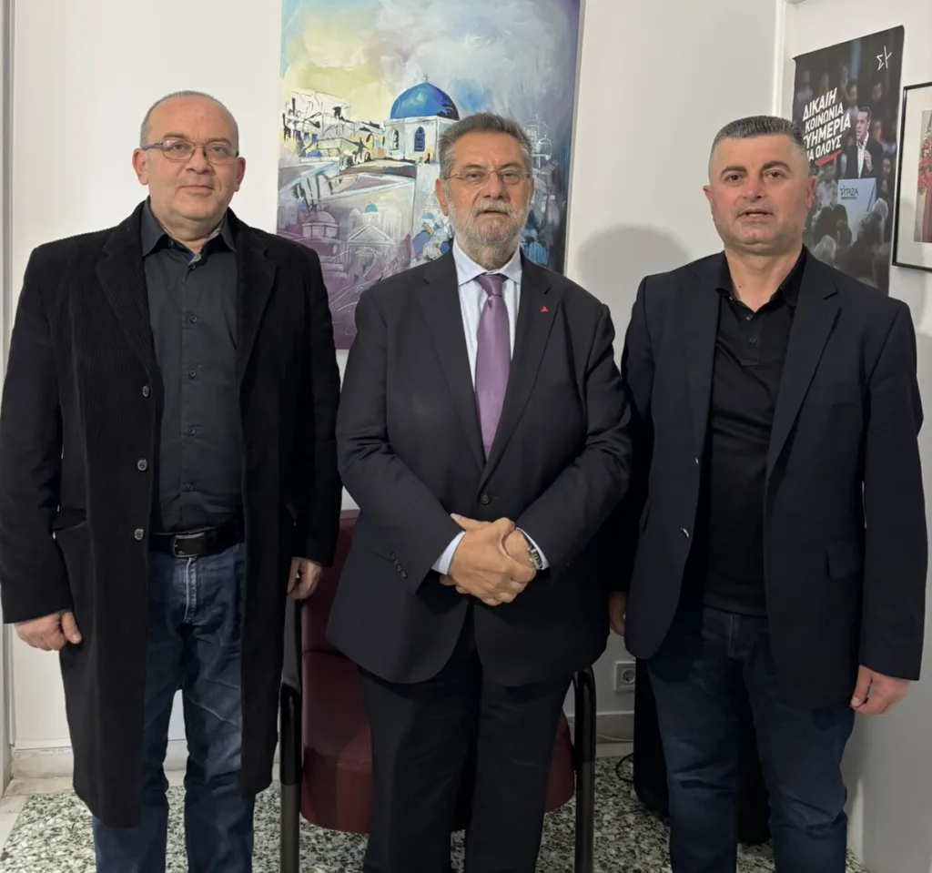 Αχαΐα: Συνάντηση Παναγιωτόπουλου - Πυροσβεστών, με πάγιο αίτημα Β΄ Σταθμό ΦΩΤΟ 28 Αχαΐα: Συνάντηση Παναγιωτόπουλου - Πυροσβεστών, με πάγιο αίτημα Β΄ Σταθμό ΦΩΤΟ