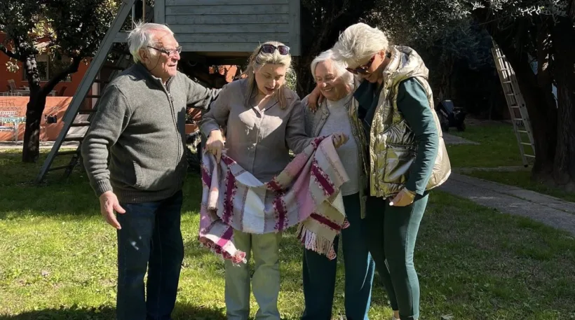 Το δώρο της Τζίνα Τζαρδάκα στην Χριστίνα Αλεξοπούλου ΦΩΤΟ