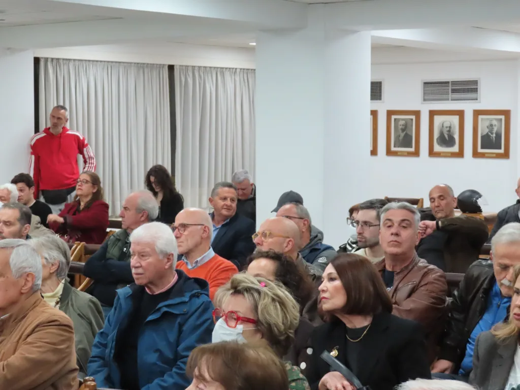 Το πολύτιμο βιβλίο – ντοκουμέντο «Ημερολόγιο Κατοχής» για την Πάτρα ΦΩΤΟ