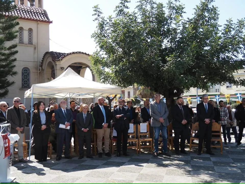 Στο άγαλμα του Γιαννιά, τιμήθηκε ο Εθνικός Επαναστάτης ΦΩΤΟ 30 Στο άγαλμα του Γιαννιά, τιμήθηκε ο Εθνικός Επαναστάτης ΦΩΤΟ