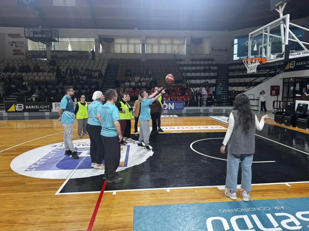 Οι «Μαχητές» στο 3ο Τουρνουά Μπάσκετ, στην Πάτρα ΦΩΤΟ 32 Οι «Μαχητές» στο 3ο Τουρνουά Μπάσκετ, στην Πάτρα ΦΩΤΟ