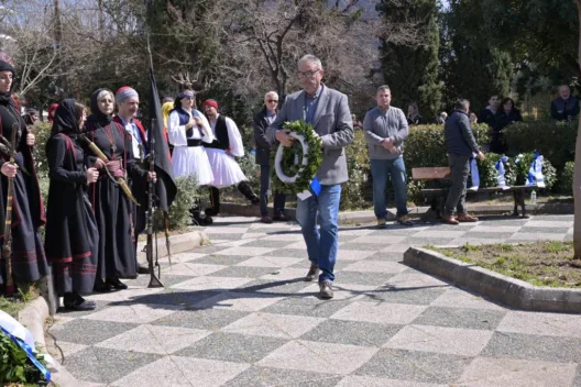 Ο αντιδήμαρχος Τ. Πετρόπουλος, επετειακά, στους «Γιαννιάδες» ΦΩΤΟ