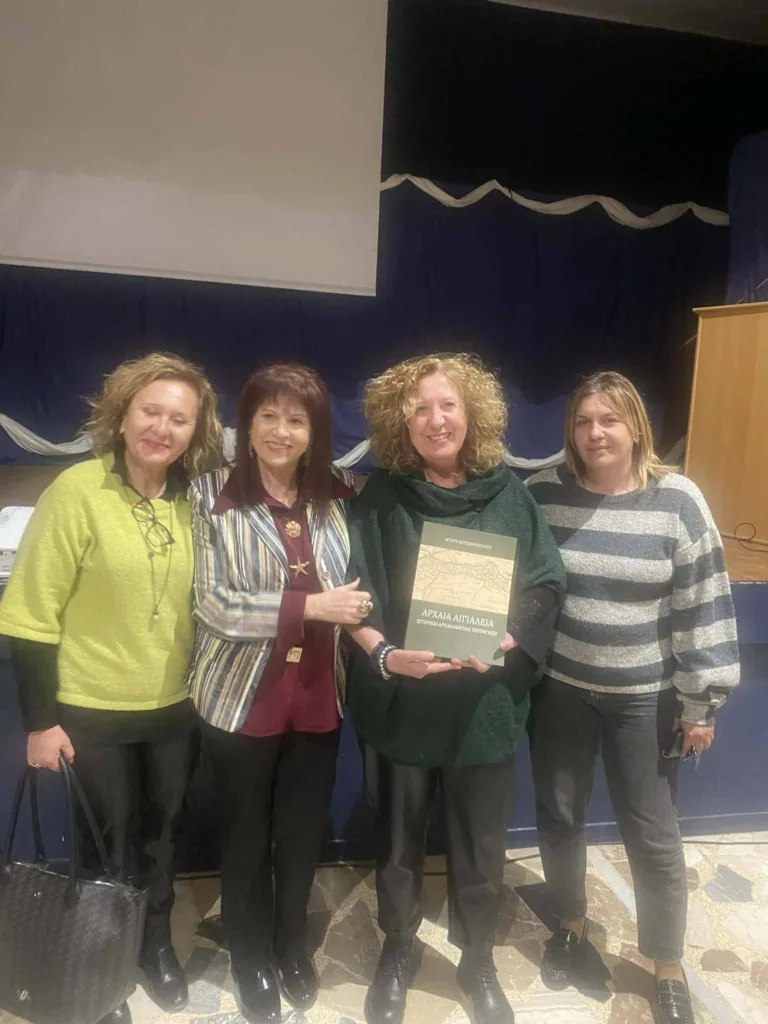 Στις «Αρχαίες Ρύπες» η αρχαιολόγος Ντόρα Κατσωνοπούλου στην αποικία του Κρότωνα ΦΩΤΟ 30 Στις «Αρχαίες Ρύπες» η αρχαιολόγος Ντόρα Κατσωνοπούλου στην αποικία του Κρότωνα ΦΩΤΟ