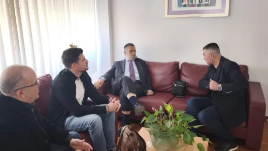 Αχαΐα: Συνάντηση Παναγιωτόπουλου - Πυροσβεστών, με πάγιο αίτημα Β΄ Σταθμό ΦΩΤΟ