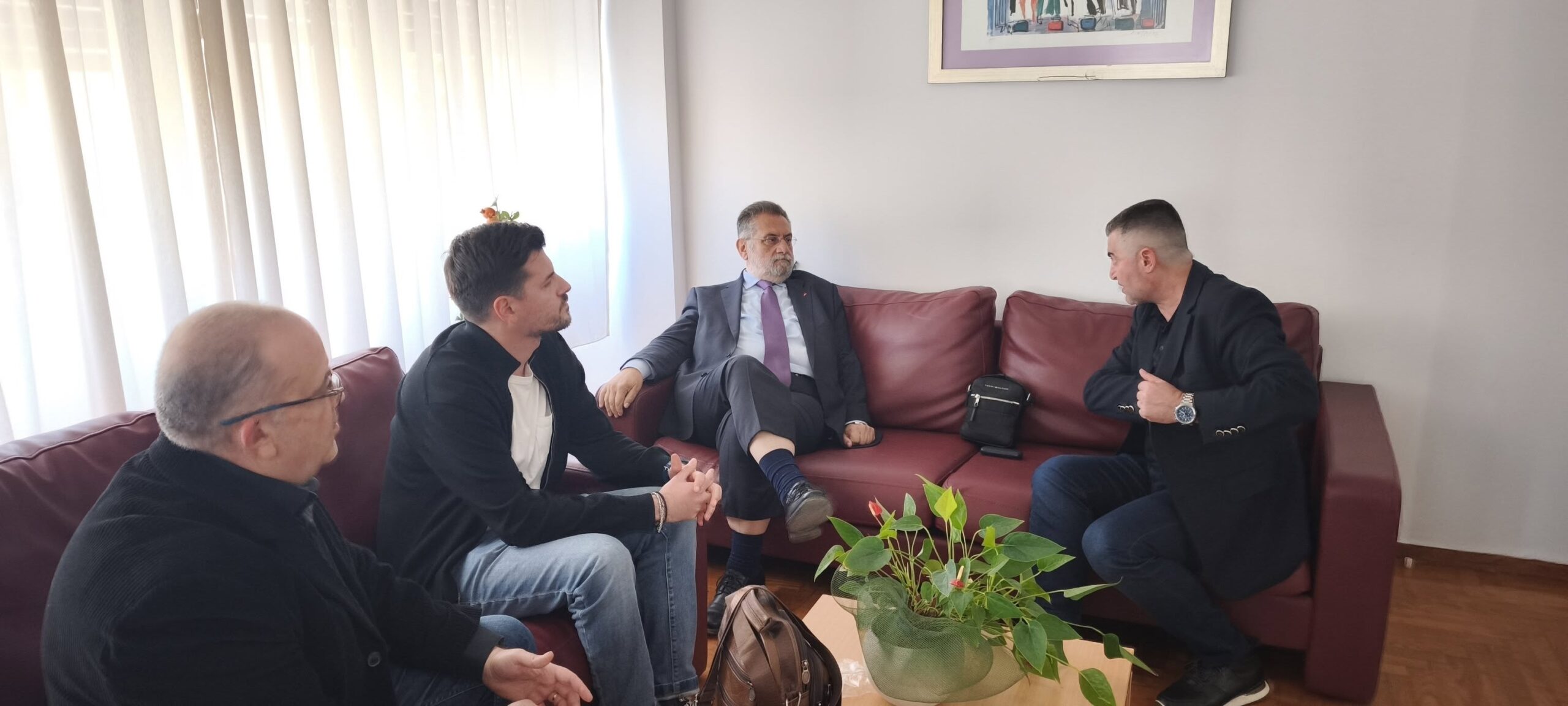 Αχαΐα: Συνάντηση Παναγιωτόπουλου - Πυροσβεστών, με πάγιο αίτημα Β΄ Σταθμό ΦΩΤΟ
