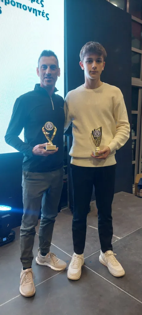 Βράβευση αθλητή της Φιλαθλητικής Λέσχης Αιγίου στην «Γιορτή Αθλητή – Προπονητή» ΦΩΤΟ