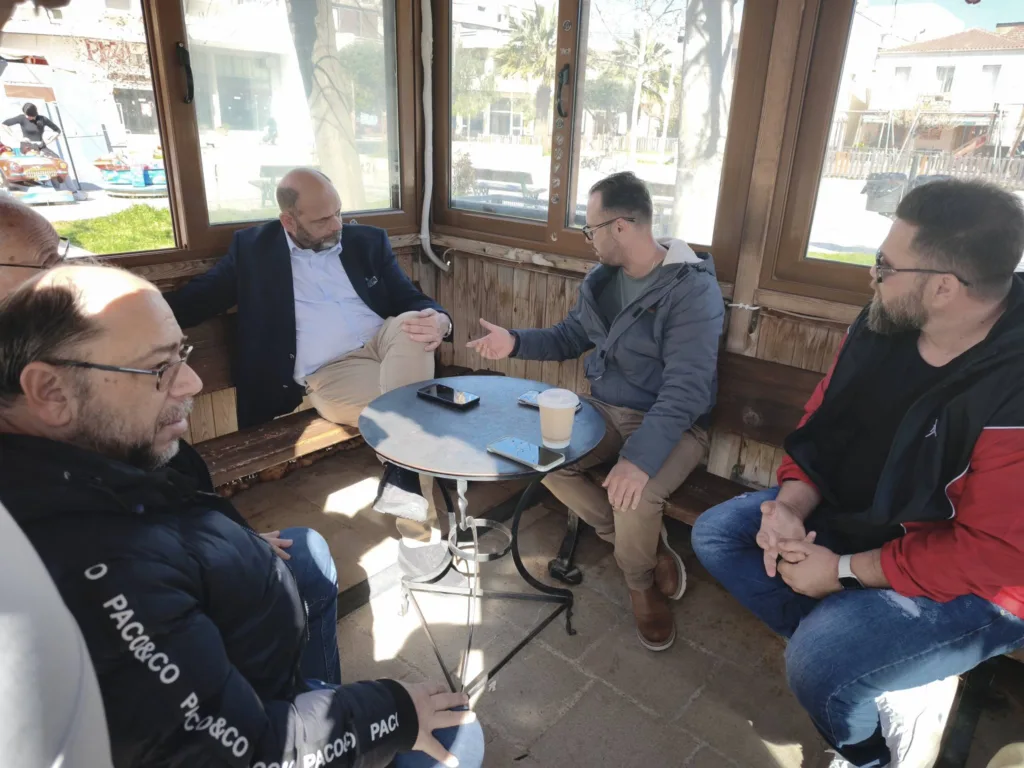 Κάτω Αχαΐα: Περιοδεία Φωτήλα - Αμεση επαφή με επαγγελματείς, κόσμο και κομματικά στελέχη ΦΩΤΟ 30 Κάτω Αχαΐα: Περιοδεία Φωτήλα - Αμεση επαφή με επαγγελματείς, κόσμο και κομματικά στελέχη ΦΩΤΟ