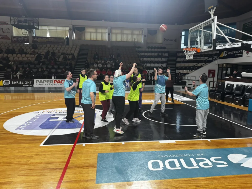 Οι «Μαχητές» στο 3ο Τουρνουά Μπάσκετ, στην Πάτρα ΦΩΤΟ 33 Οι «Μαχητές» στο 3ο Τουρνουά Μπάσκετ, στην Πάτρα ΦΩΤΟ
