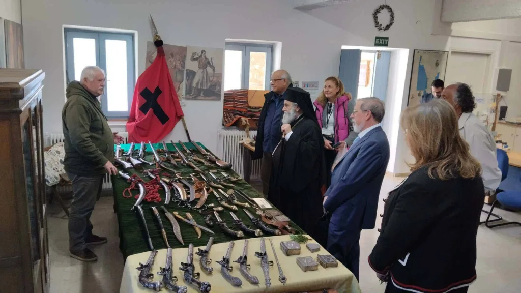 Ο Σκοπευτικός Όμιλος Παραδοσιακών όπλων Πατρών, στην Μάνη ΦΩΤΟ