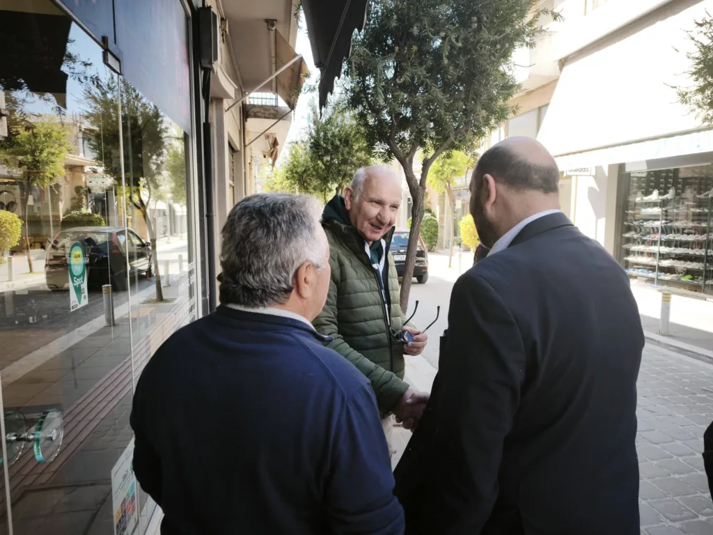 Κάτω Αχαΐα: Περιοδεία Φωτήλα - Αμεση επαφή με επαγγελματείς, κόσμο και κομματικά στελέχη ΦΩΤΟ