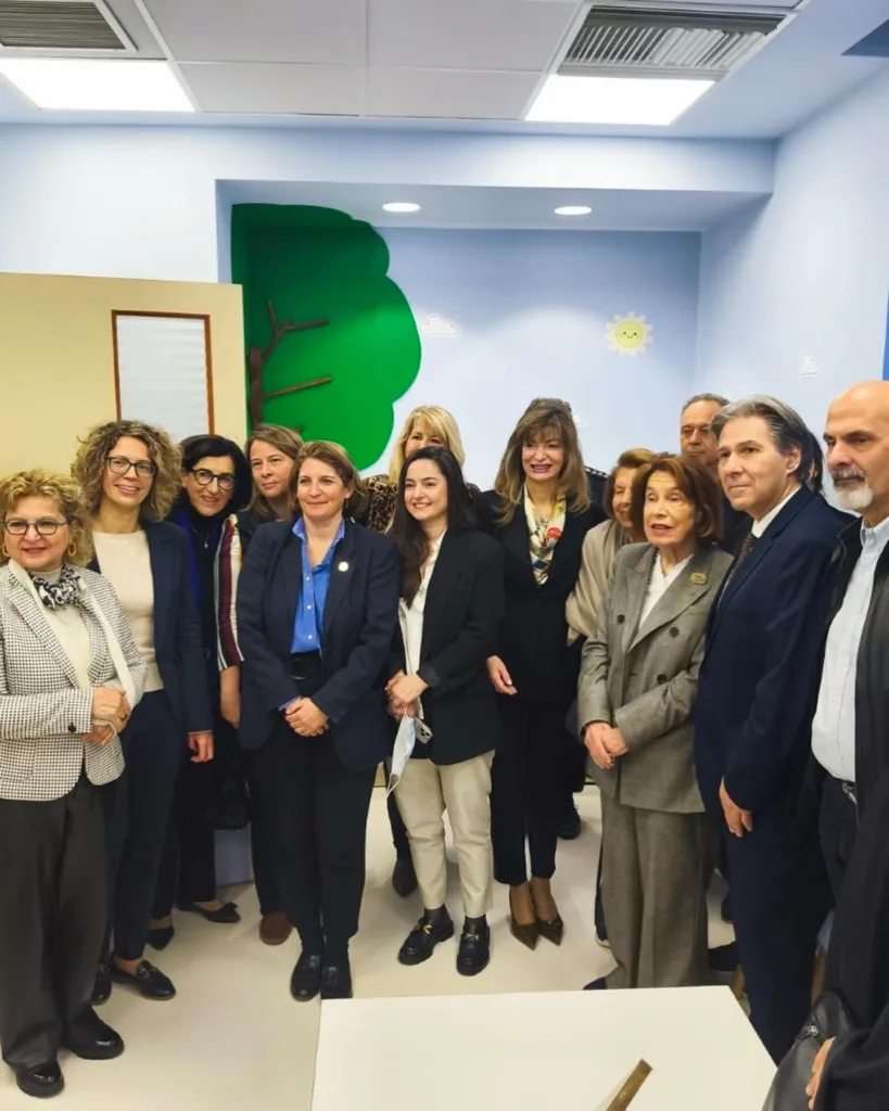 Ο Χ. Μπονάνος στο νοσοκομείο Ρίου για την Οργάνωση «Ελίζα» ΦΩΤΟ 31 Ο Χ. Μπονάνος στο νοσοκομείο Ρίου για την Οργάνωση «Ελίζα» ΦΩΤΟ