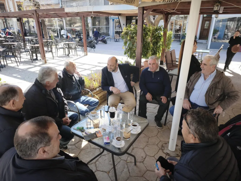 Κάτω Αχαΐα: Περιοδεία Φωτήλα - Αμεση επαφή με επαγγελματείς, κόσμο και κομματικά στελέχη ΦΩΤΟ