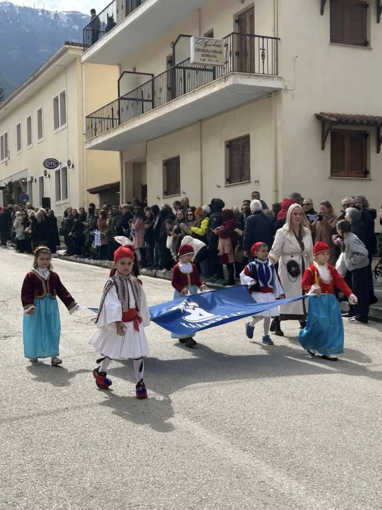 Καλάβρυτα: Ημέρα επετείου της απελευθέρωσης - Σύμβολο θυσίας, ορόσημο της εθνικής ταυτότητας ΦΩΤΟ 51 Καλάβρυτα: Ημέρα επετείου της απελευθέρωσης - Σύμβολο θυσίας, ορόσημο της εθνικής ταυτότητας ΦΩΤΟ