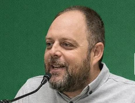 «Για ένα ΠΑΣΟΚ ισχυρό, κοντά στην κοινωνία και στους πολίτες»