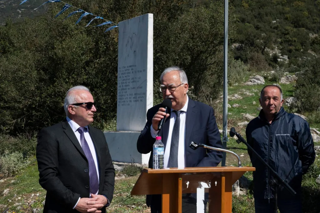Tα 205 χρόνια από την Μάχη της Χελωνοσπηλιάς, από Δήμο Καλαβρύτων και Σύλλογο Λυκουριωτών ΦΩΤΟ 36 Tα 205 χρόνια από την Μάχη της Χελωνοσπηλιάς, από Δήμο Καλαβρύτων και Σύλλογο Λυκουριωτών ΦΩΤΟ