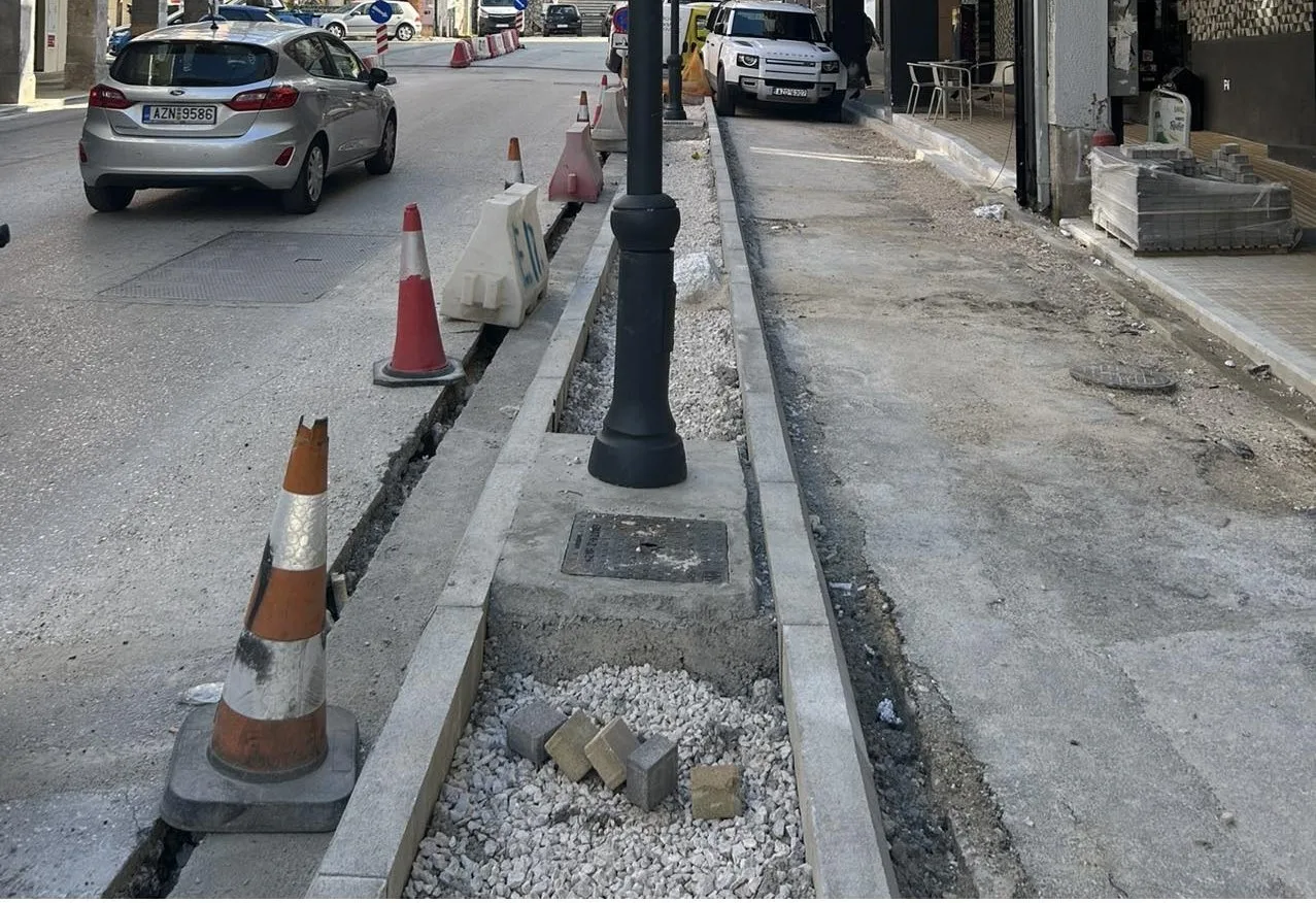 Πάτρα: Σοβαρή καταγγελία στο Patrapress.gr  – «Ρουσφέτι» του Δήμου στο νέο ποδηλατόδρομο της Αγίου Νικολάου ΦΩΤΟ