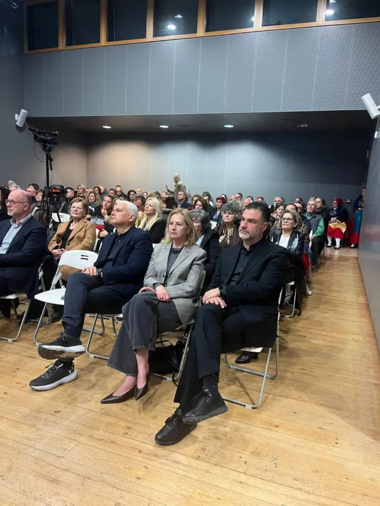 Επετειακή εκδήλωση του Παγκαλαβρυτινού Συλλόγου Πατρών, με Νασιόπουλο ΦΩΤΟ 34 Επετειακή εκδήλωση του Παγκαλαβρυτινού Συλλόγου Πατρών, με Νασιόπουλο ΦΩΤΟ