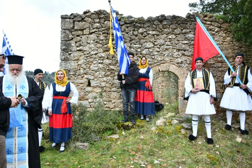Τιμή στους 400 Αγωνιστές που απελευθέρωσαν το Αίγιο, στην Κερνίτσα ΦΩΤΟ 31 Τιμή στους 400 Αγωνιστές που απελευθέρωσαν το Αίγιο, στην Κερνίτσα ΦΩΤΟ
