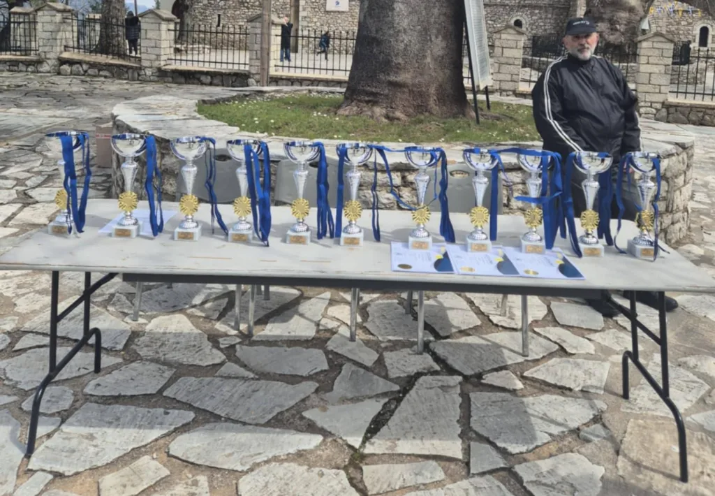 Ο Ποδηλατικός Γύρος Θυσίας, από το Λιμάνι Πατρών μέχρι την Μονή Αγίας Λαύρας ΦΩΤΟ