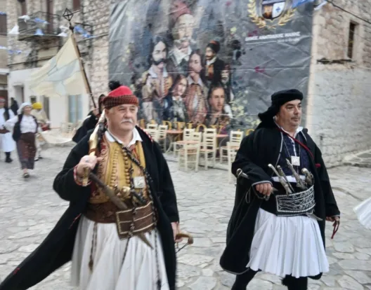 Ο Σκοπευτικός Όμιλος Παραδοσιακών όπλων Πατρών, στην Μάνη ΦΩΤΟ