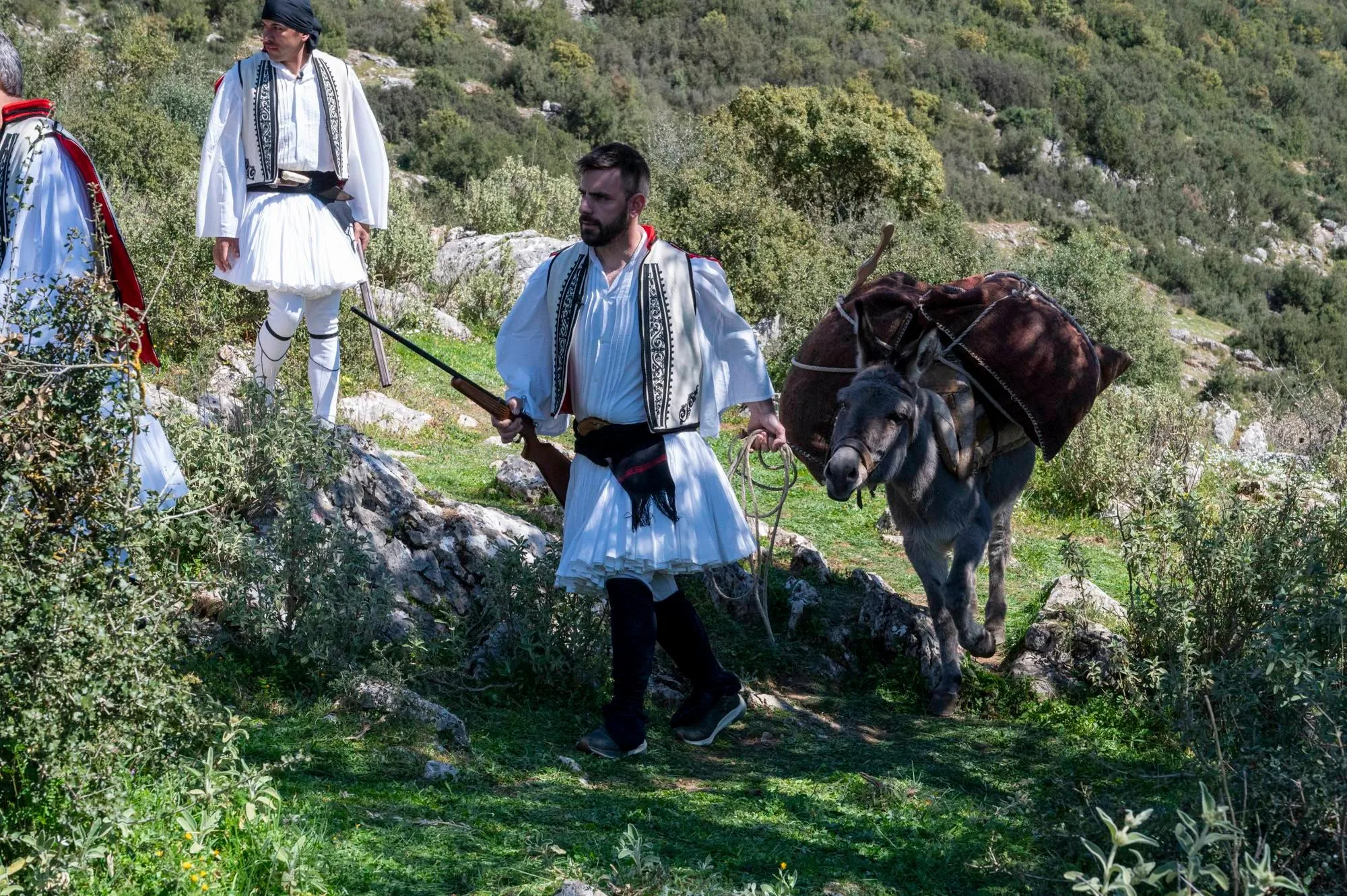 Tα 205 χρόνια από την Μάχη της Χελωνοσπηλιάς, από Δήμο Καλαβρύτων και Σύλλογο Λυκουριωτών ΦΩΤΟ