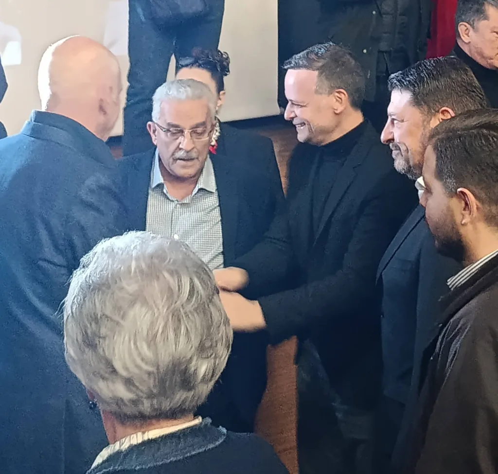 Αχαΐα: «Ο Ανδρέας μέσα από τα μάτια των παιδιών του» -Το ΠΑΣΟΚ ήταν όλο εκεί ΦΩΤΟ