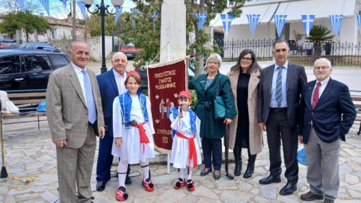 Του Ευαγγελισμού... ο «Ευαγγελισμός» Ροδοδάφνης με στεφάνι